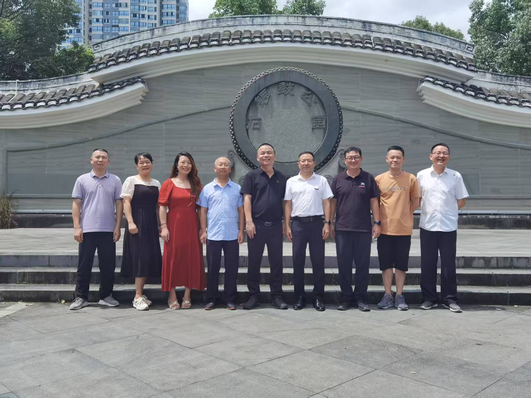 走访龙岩地区校友