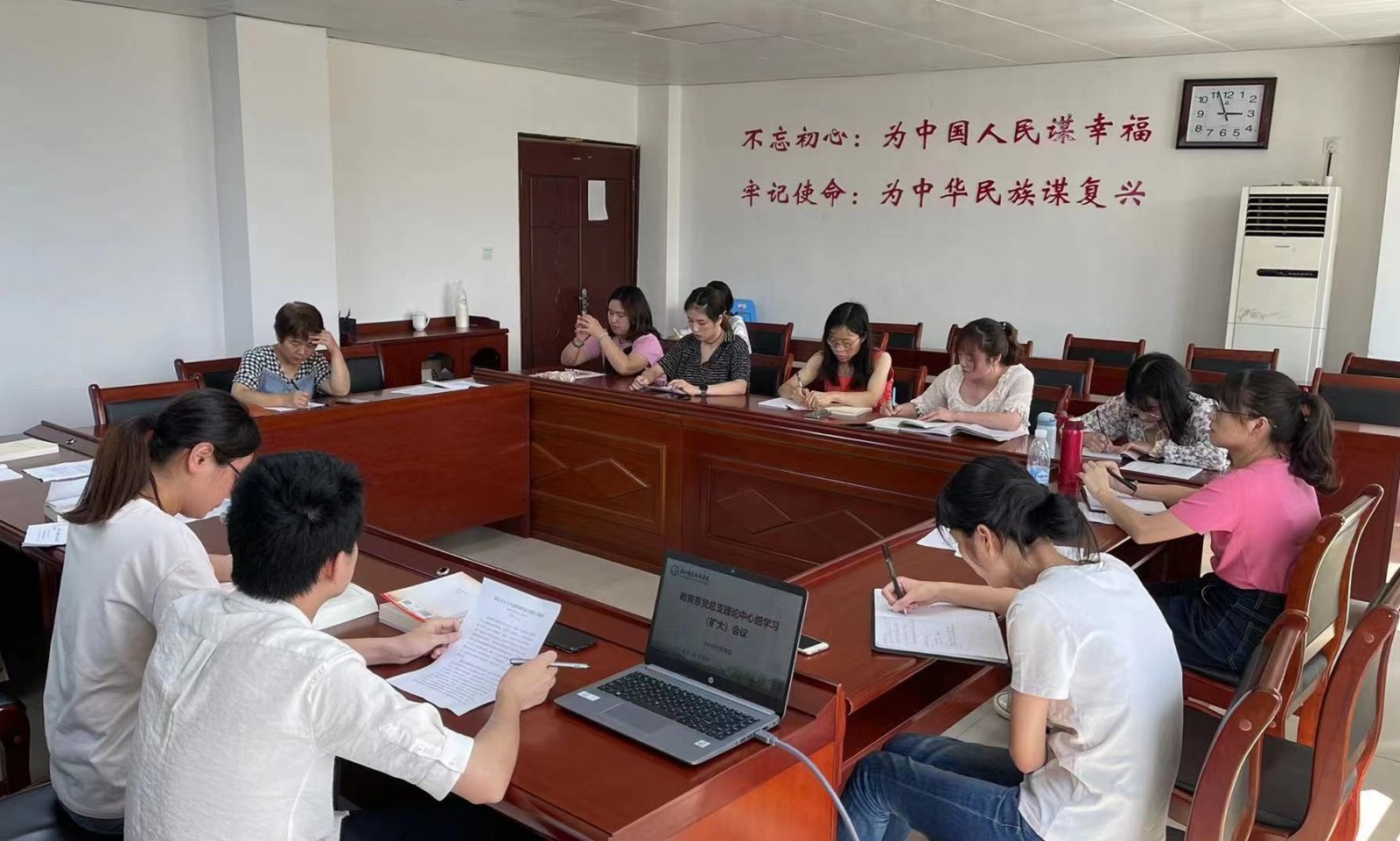 微信图片_20210531163200.jpg 微信图片_20210531163200.jpg