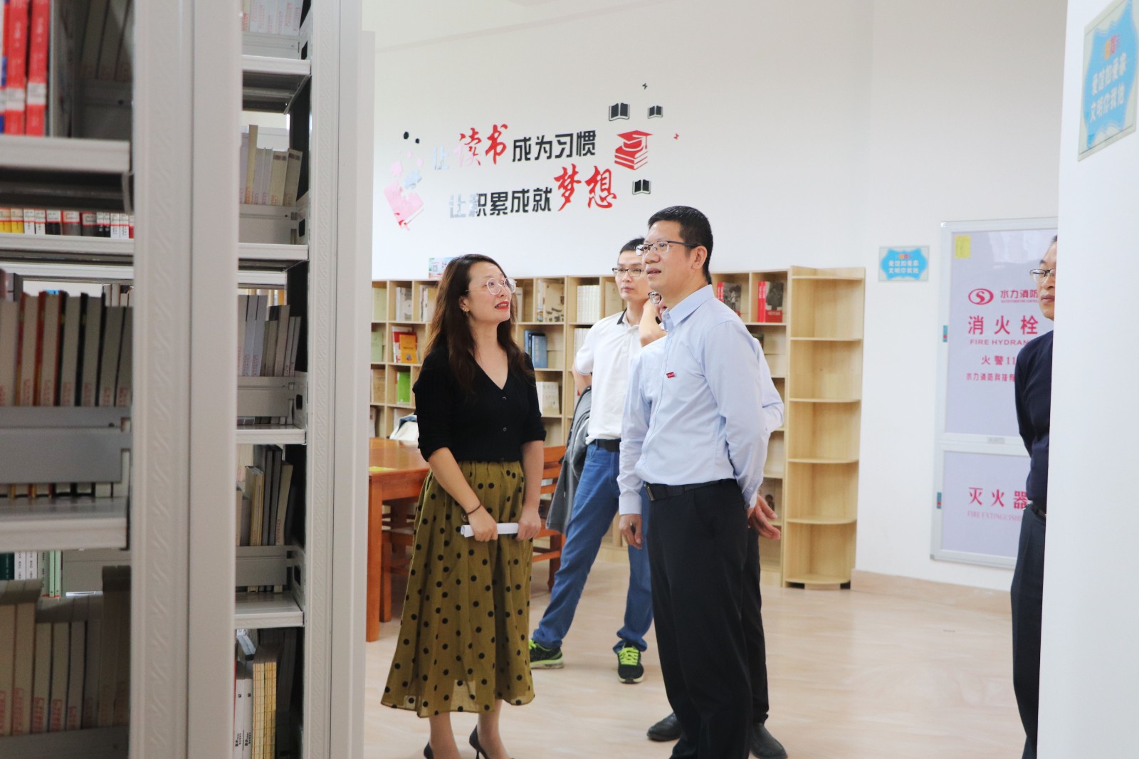 10.8_0005_曲线 6.jpg