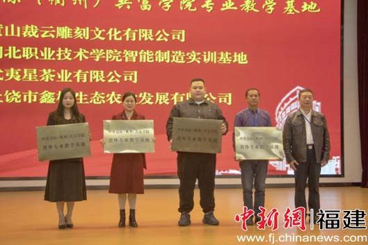 U969P4DT20231205152358.jpg U969P4DT20231205152358.jpg