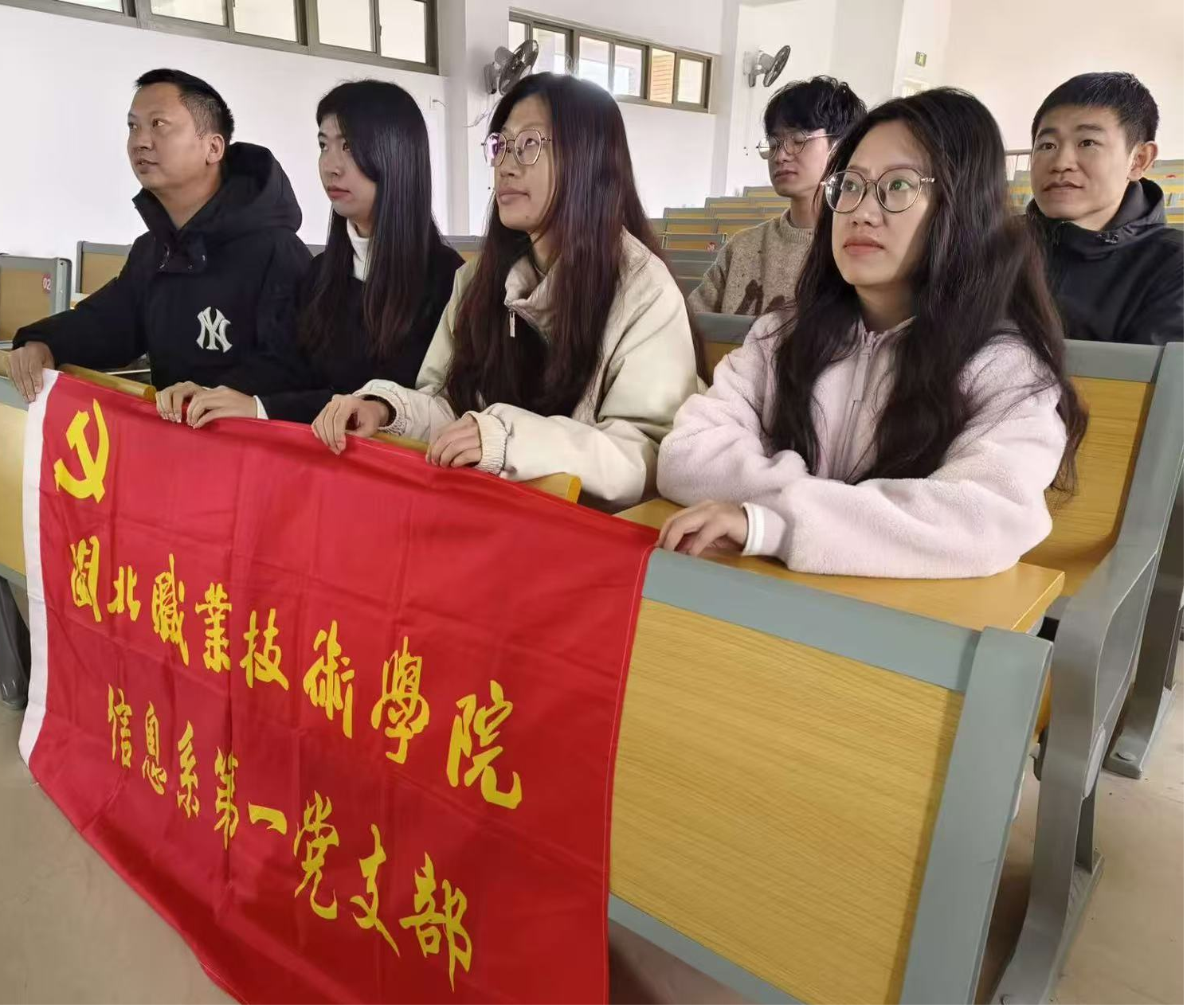 图片4.png 图片4.png