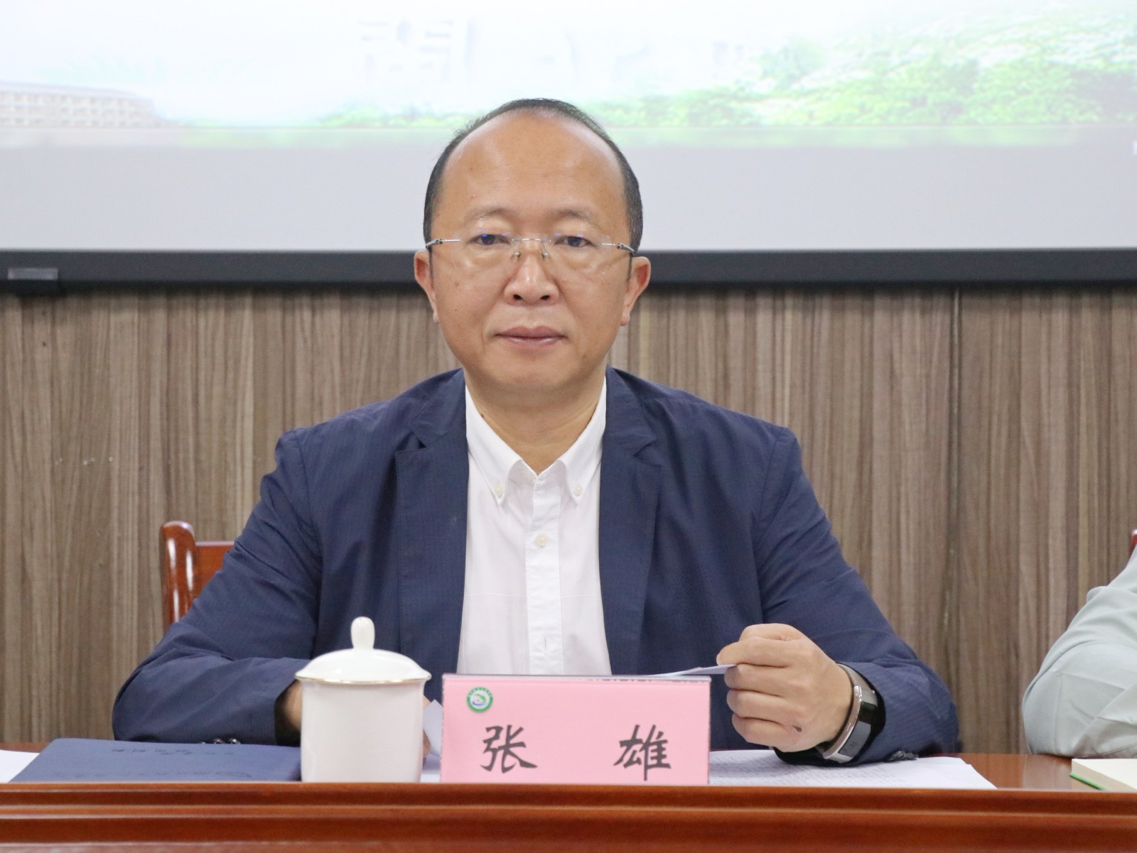 IMG_4985.jpg IMG_4985.jpg